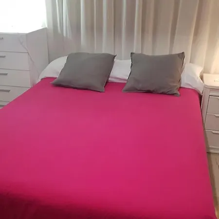 Front Beach Apartment *